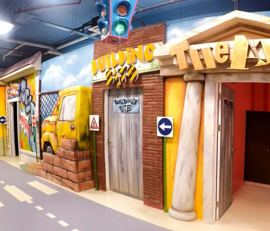 Immersive sets of the Youpi Parc City concept